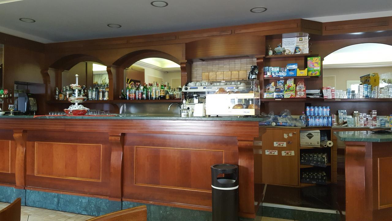 Hotel Ristorante Amalfitana Dello Zewnętrze zdjęcie